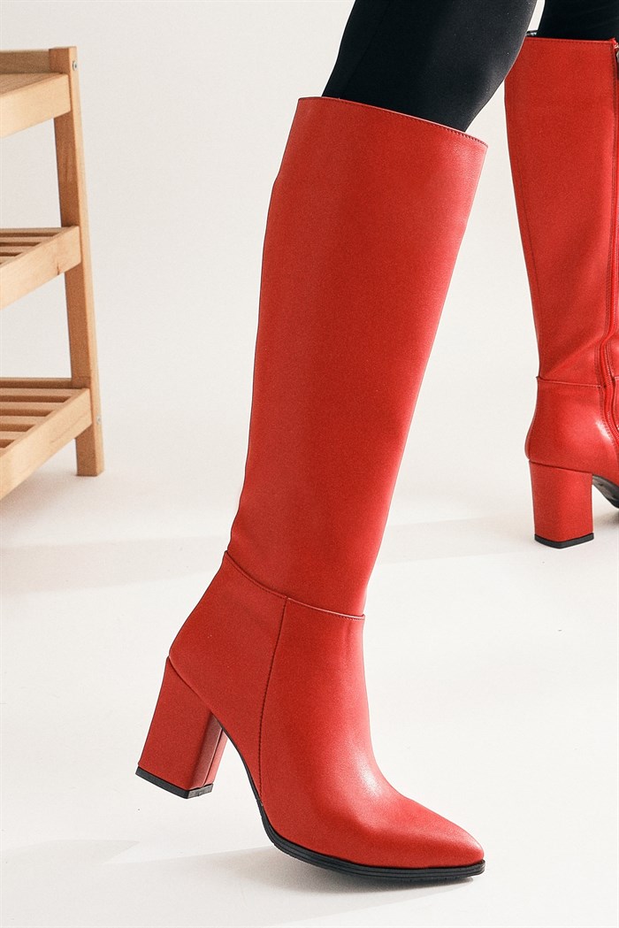 Lilia Kırmızı Sivri Burunlu Fermuarlı Çizme