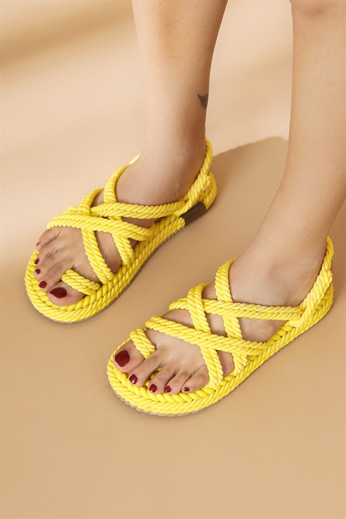 Satyana Sarı Çapraz Bantlı Halat Sandalet