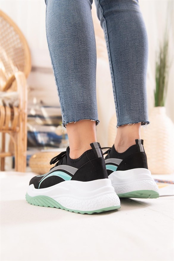 Hailey Siyah/Yeşil Süet Hologram Detaylı Sneaker