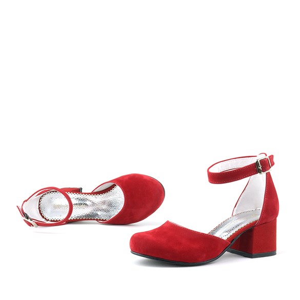 Sarıkaya Merida Kırmızı Süet Kalın Topuklu Kız Çocuk Topuklu Ayakkabı