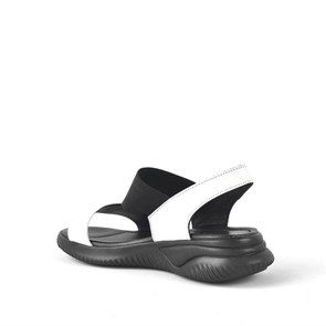 Kadın Terlik & Sandalet Hakiki Deri Siyah Beyaz Lastikli Kalın Taban Kadın Sandalet KSA130-SB